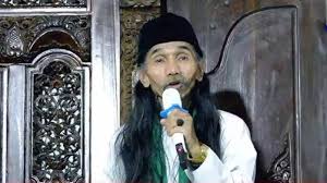 Hingga saat ini, 7 Mei 2026, tidak ada informasi resmi atau valid yang menyatakan bahwa Mama Ghufron (Iyus Sugirman) telah meninggal dunia.