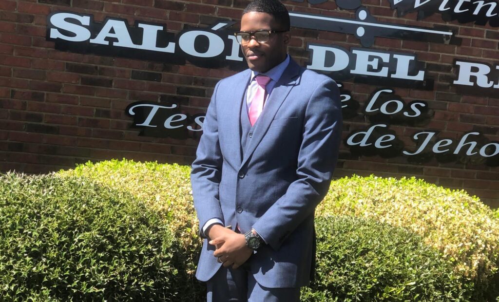 Trashod Wilson Car Accident: Delivery Driver Dies After Head-On Crash on Thornton Avenue N.E.