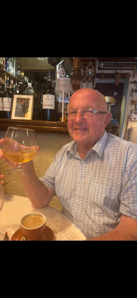 Geoff Hall Obituary: Beloved Husband, Dad, Grandad and Great-Grandad Dies Peacefully at Home as Family Mourns