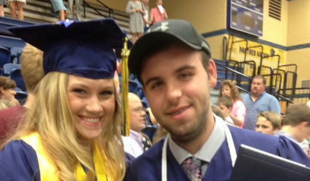 Dustin Deaton Obituary-Shooting News: Family and Friends Mourn the Loss of Dustin Deaton, 28, Who Dies in Fatal North Corbin Shooting
