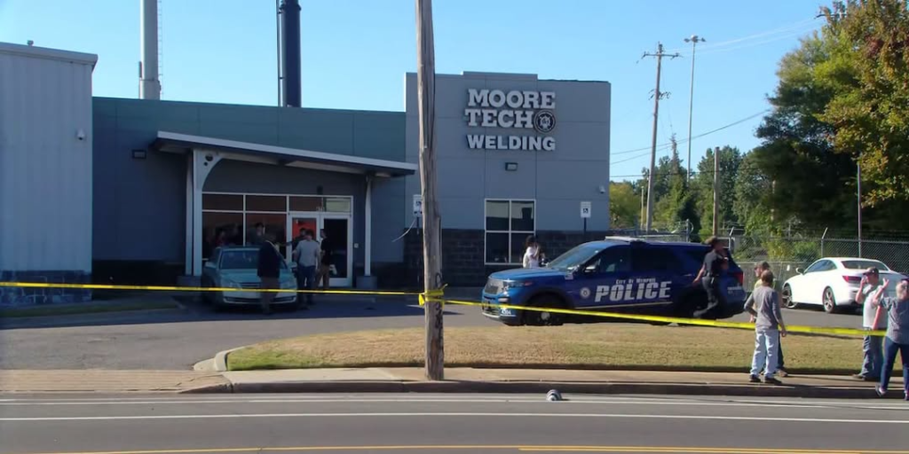🚨 BREAKING NEWS: Shooting Prompts Heavy Police Presence and Street Closures in Crosstown Neighborhood